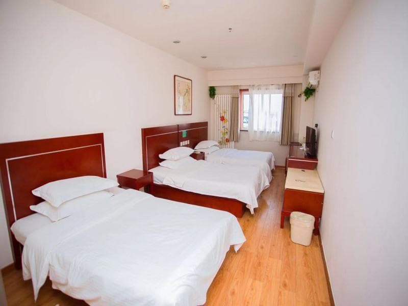 GreenTree Inn Binzhou Huangheshilu Express Hotel 5