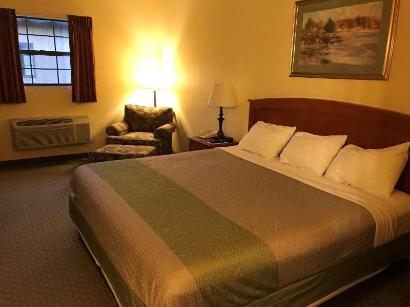 Motel 6 Bloomsburg 5