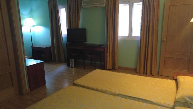 Hotel Cabanas 4