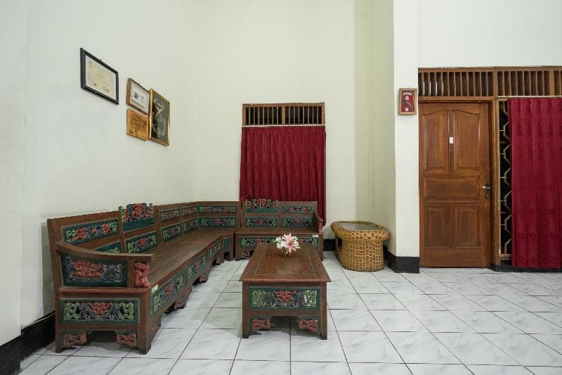 Oyo 1778 Omah Duwet 3