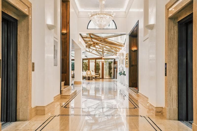 Le Premier Boutique Hotel 5