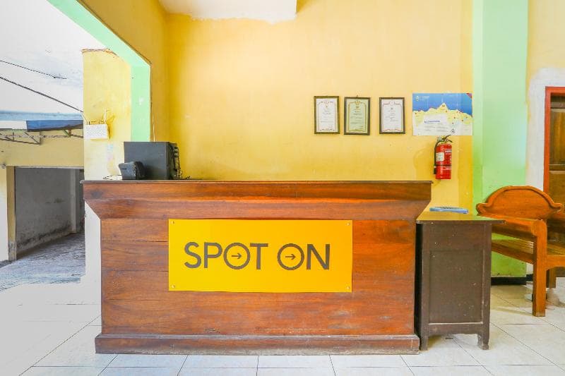 Spot On 2422 Hotel Moga Sari 3