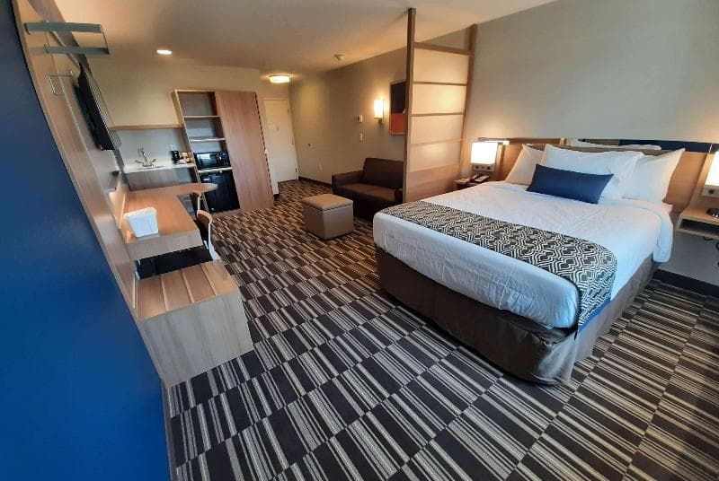 Microtel Inn & Suites By Wyndham Loveland 3