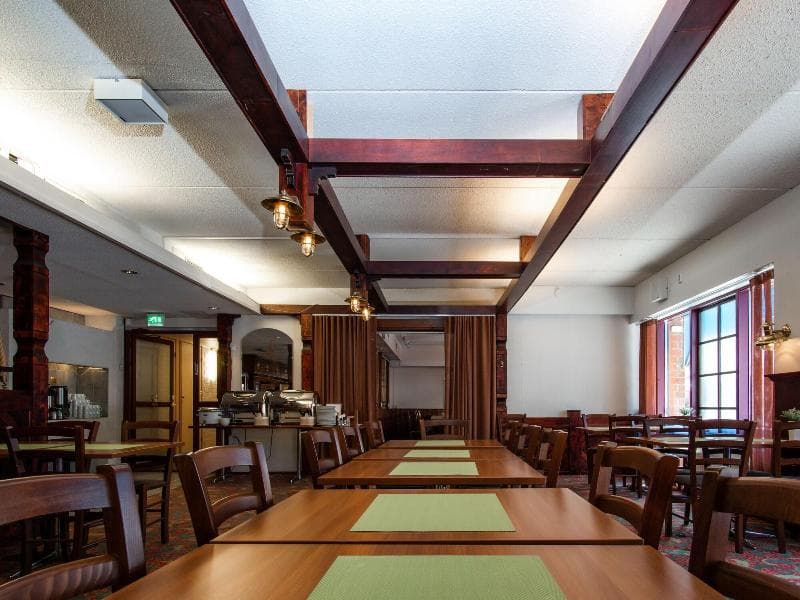 Hotel Jahtihovi 4