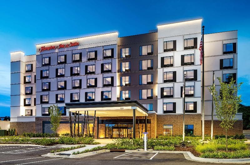Hampton Inn & Suites Raleigh Midtown photo 1