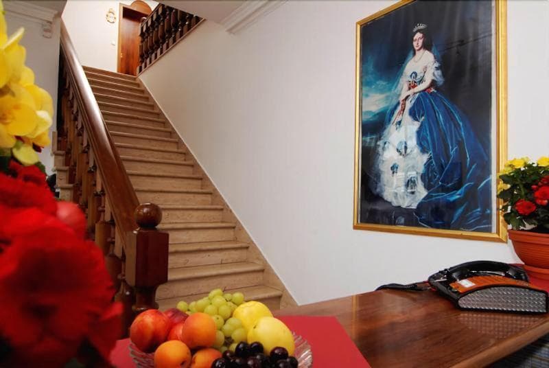 Hotel Königin Olga 4