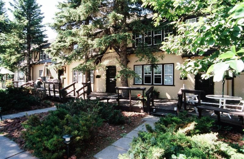 Crandell Mountain Lodge 4