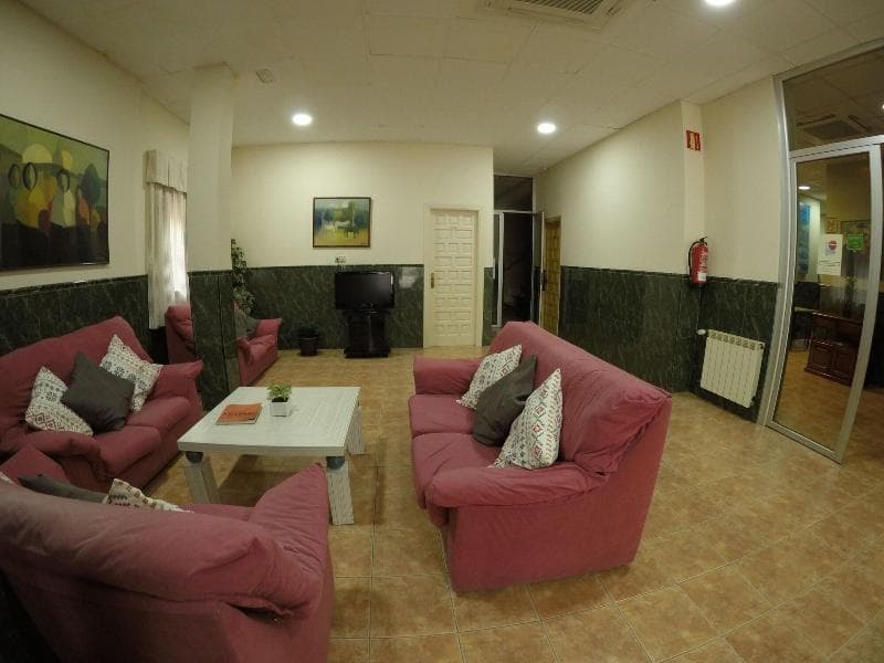 Hostal La Casa De Enfrente 2