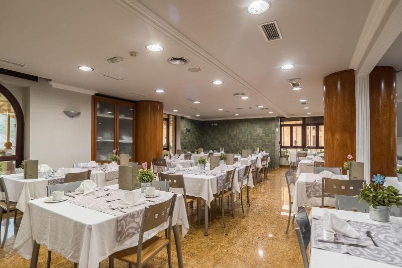 Hotel Spa Villa Pasiega 4
