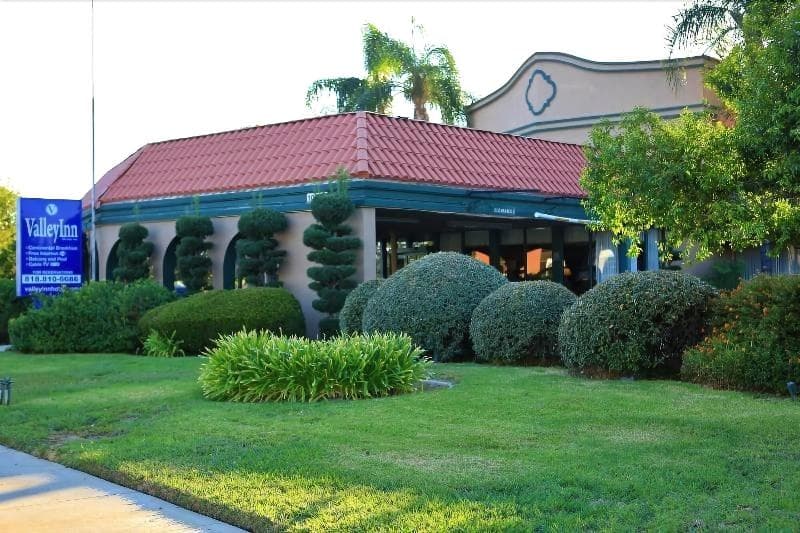 Valley Inn & Conference Center 3