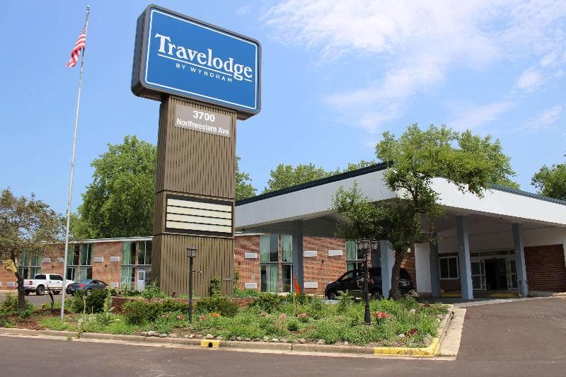 Travelodge By Wyndham Water's Edge Hotel - Racine 1