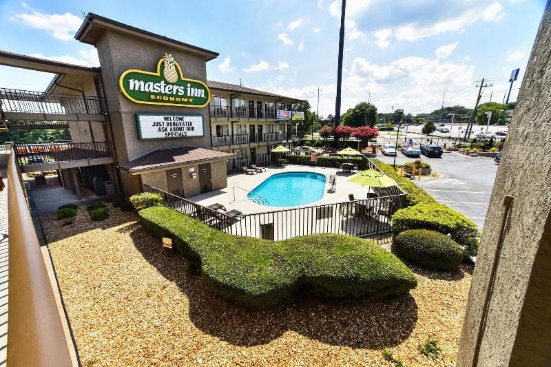 Masters Inn Tucker 1