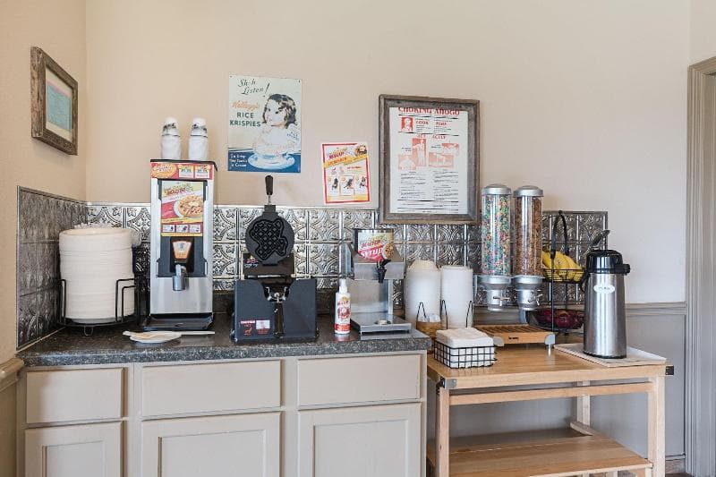 Lone Star Inn & Suites 3