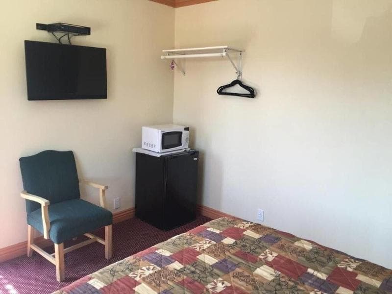 Travel Inn Motel main