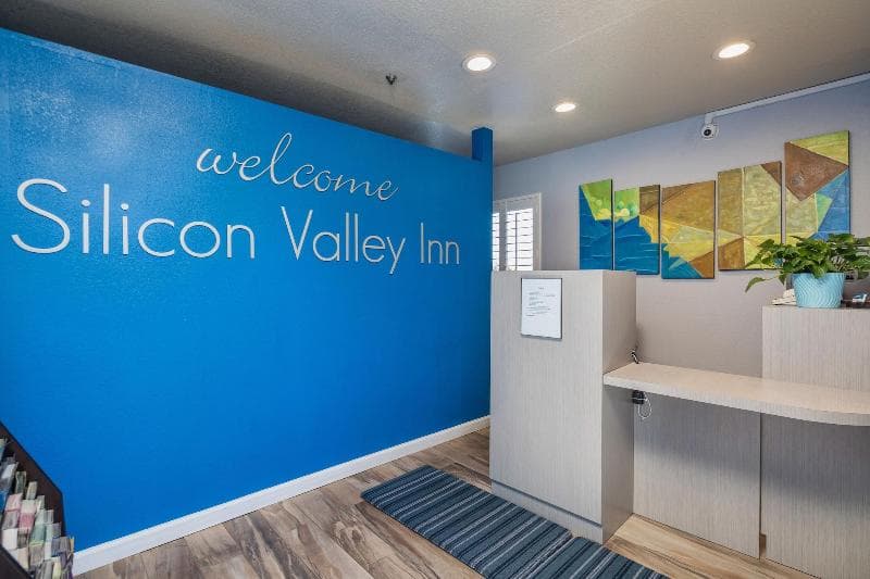 Silicon Valley Inn 3