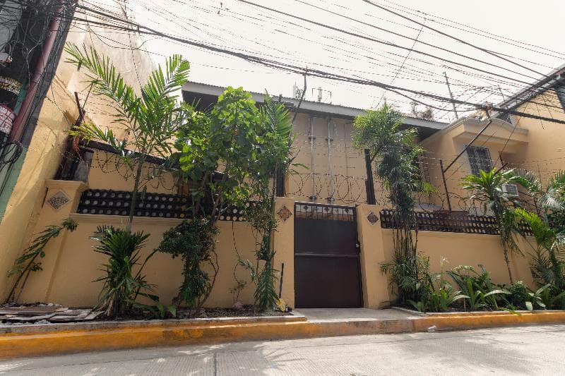 Reddoorz Near Pnr Espana Station 3