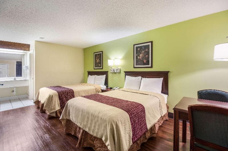 Rodeway Inn Bolivar 5