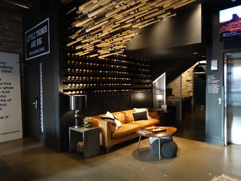 The Chicago Hotel Collection Wrigleyville 2