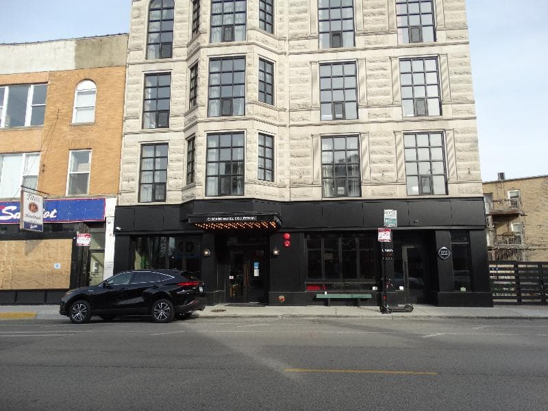 The Chicago Hotel Collection Wrigleyville 3