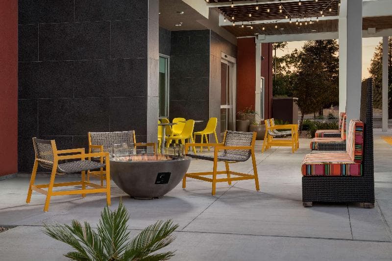Home2 Suites by Hilton Clovis Fresno Airport 4
