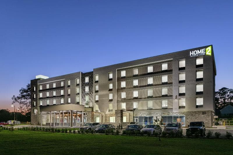Home2 Suites by Hilton Norfolk Airport 3