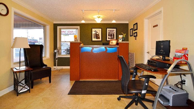 M Star Hotel Searcy 3