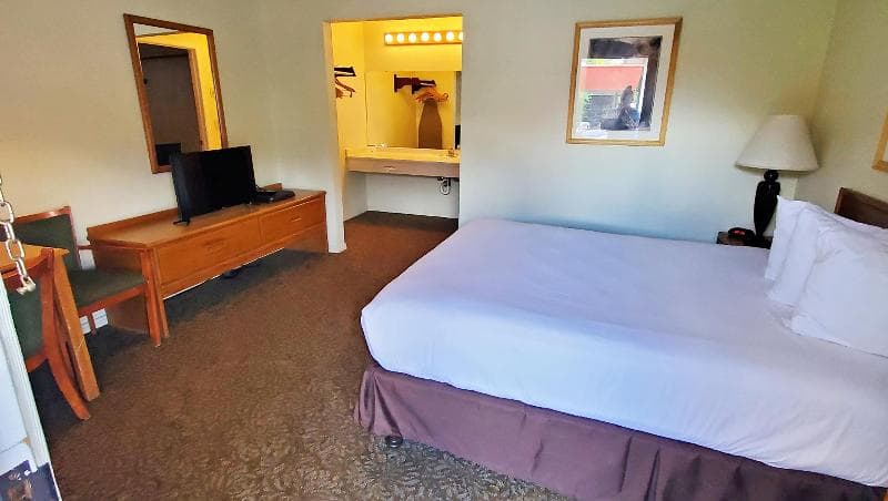 Magnuson Hotel Ely 2