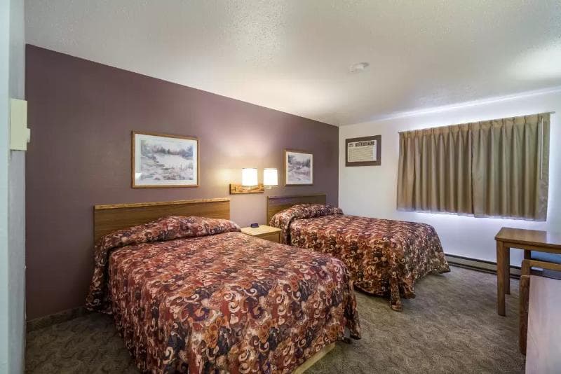 Rodeway Inn 2