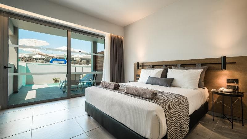 Harmony Crest Resort - Adults Only 4