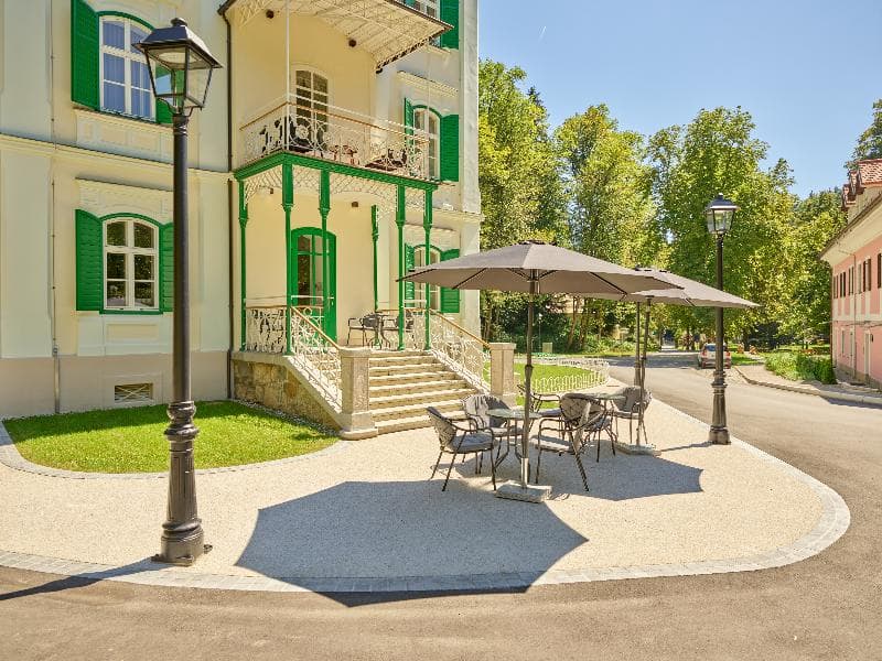 Boutique Hotel Dobrna 4