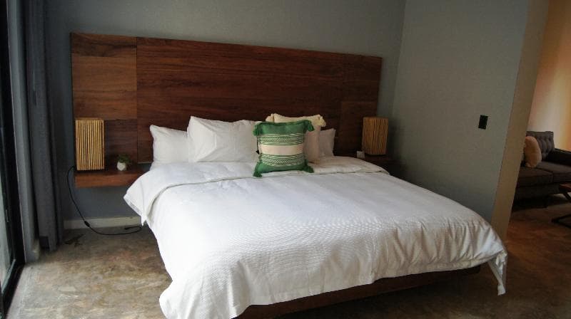 Hotel Unknown 1