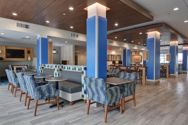 Holiday Inn Express And Suites Greenville - Taylor 3