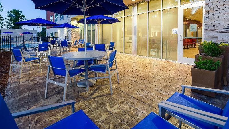 Holiday Inn Express And Suites Latta 5