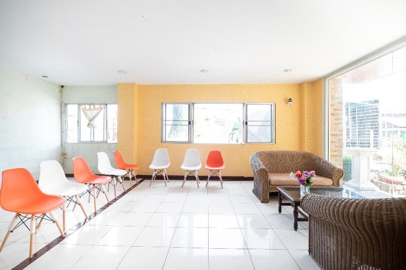 B Min Airport By Oyo Rooms photo 1