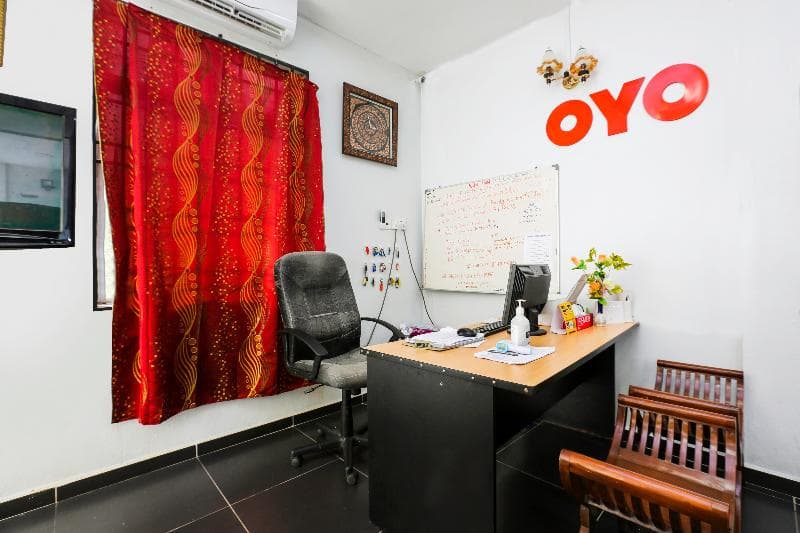 Oyo 89933 Nun Hotel 2