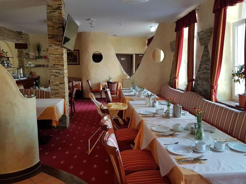 Hotel Medaillon 2