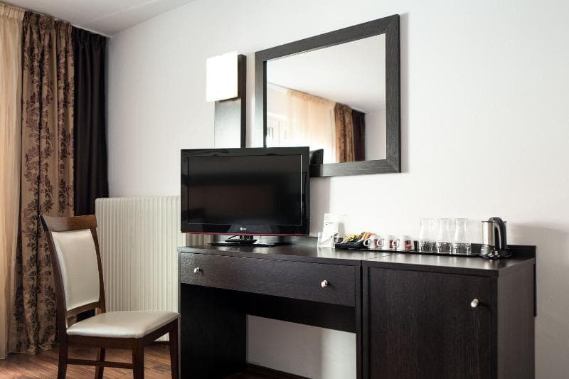 Base 1 Hotel Grenzblick 5
