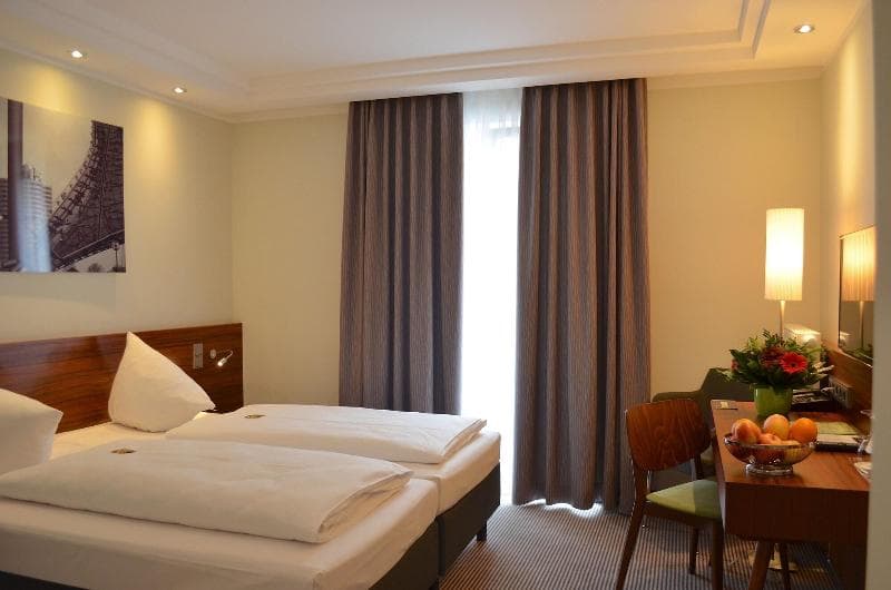 Augusten Hotel 2