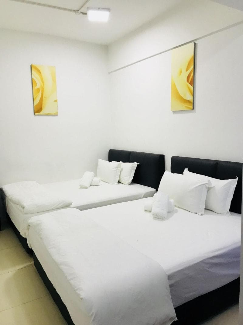 H Hotel 4