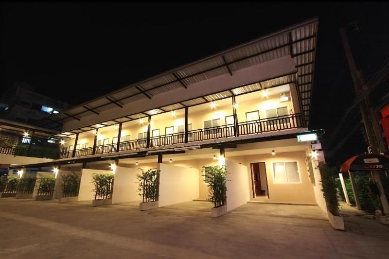 Bearing 26 Hotel 4
