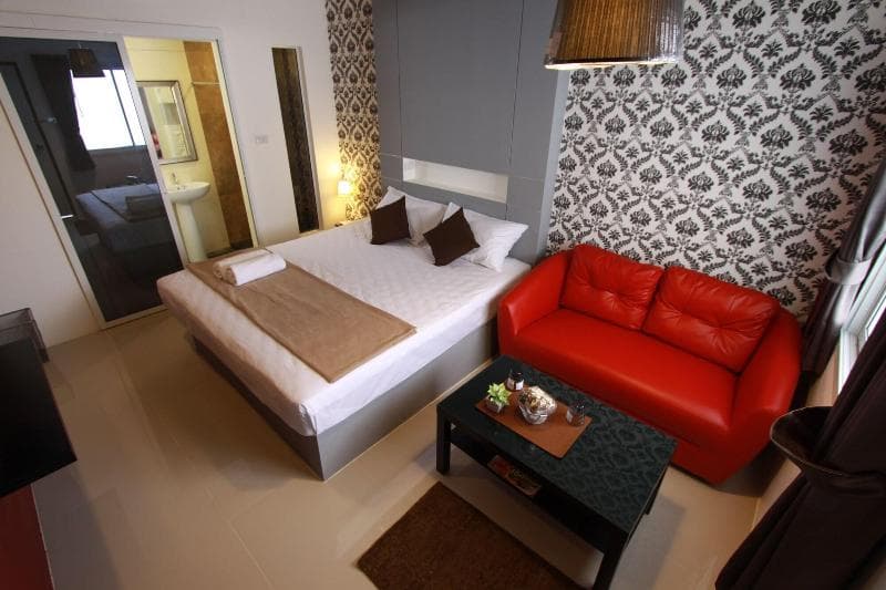 Bearing 26 Hotel 5