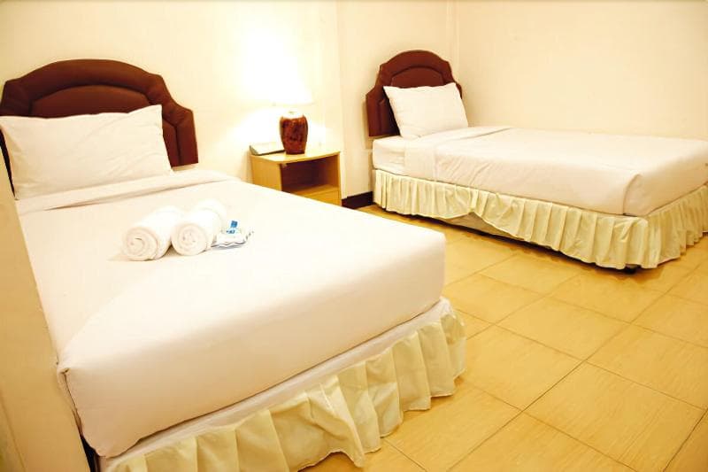Bed By Tha-Pra Hotel And Apartment photo 1