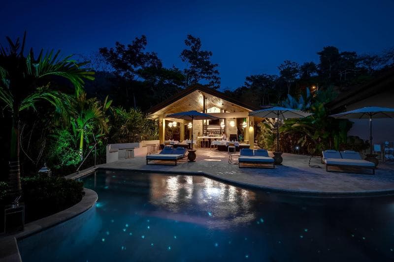 Golden Pineapple Villas-Adults Only 3