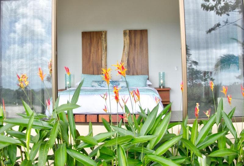 Golden Pineapple Villas-Adults Only 4