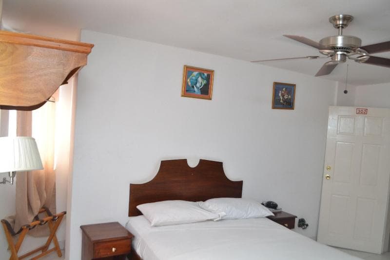 Seven Stars Hotel 5