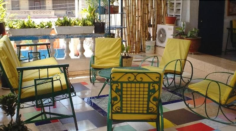 Tropical Bed & Breakfast 5