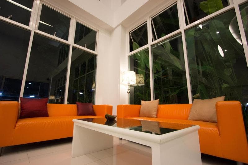 Primetime Hotel 5