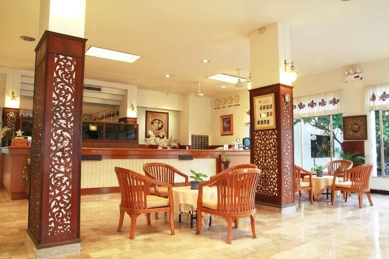 The International Hotel Chiang Mai Ymca 4