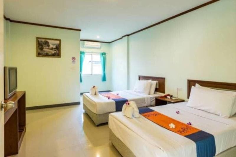 Khunyuw Hotel 3
