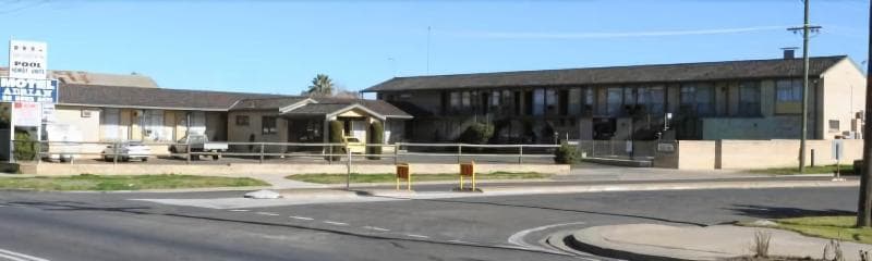 Adrian Motel 5